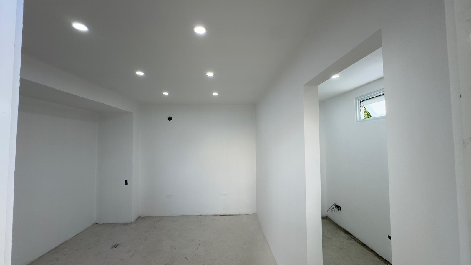 Anuncio de trabajos en gypsum board